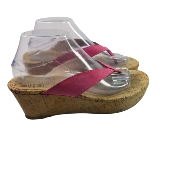 Stuart Weitzman pink suede wedge thong sandals - Picture 1 of 9